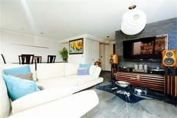 Departamento en arriendo en Las Condes — foto 1 de 11