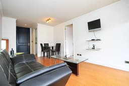 Departamento en arriendo en Las Condes — foto 1 de 10
