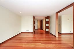 Departamento en arriendo en Las Condes — foto 1 de 11