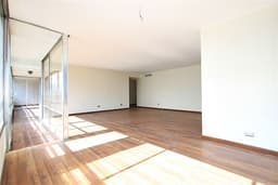 Departamento en arriendo en Las Condes — foto 1 de 12