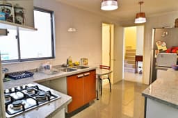 Casa en venta en Las Condes — foto 1 de 12